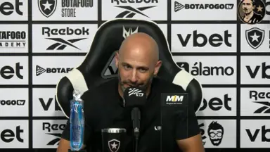 Botafogo vence Corinthians por 3 a 1 e técnico elogia Cabral, Huguinho e Barboza Botafogo vence Corinthians por 3 a 1 e técnico elogia Cabral, Huguinho e Barboza