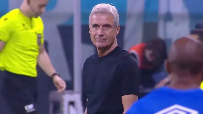 Botafogo descarta retorno de Luís Castro, demitido do Grêmio