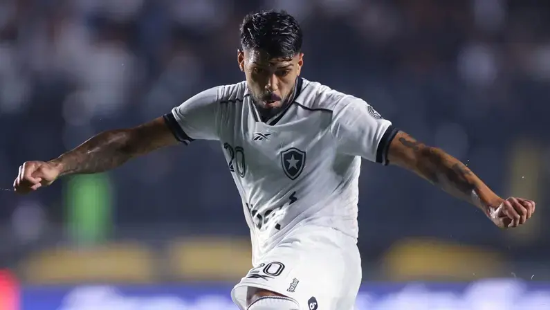 Barboza segue no Botafogo até a Copa do Mundo após acordo com Palmeiras