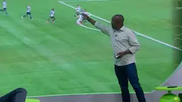 PC Oliveira critica VAR por não expulsar Marçal em Botafogo x Palmeiras