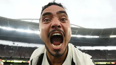 Rafael: 'O que me fez ser feliz voltando para o Botafogo foi ver meu time ser campeão. Foi um presente de Deus' Rafael: 'O que me fez ser feliz voltando para o Botafogo foi ver meu time ser campeão. Foi um presente de Deus'