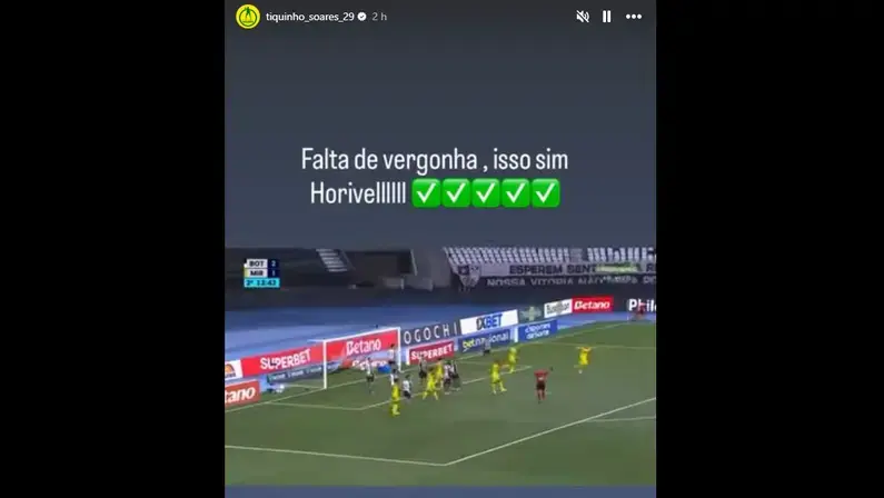 Tiquinho Soares critica arbitragem após gol anulado em derrota do Mirassol