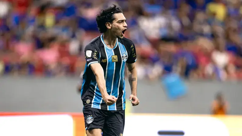 Com Matheus Nascimento, Botafogo reduz em R$ 5 milhões dívida com Grêmio por Cuiabano e Nathan Fernandes