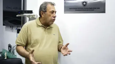 Montenegro retruca John Textor, ex-Botafogo: 'Está marcado como estelionatário eterno. É o Rei das Mentiras' Montenegro retruca John Textor, ex-Botafogo: 'Está marcado como estelionatário eterno. É o Rei das Mentiras'