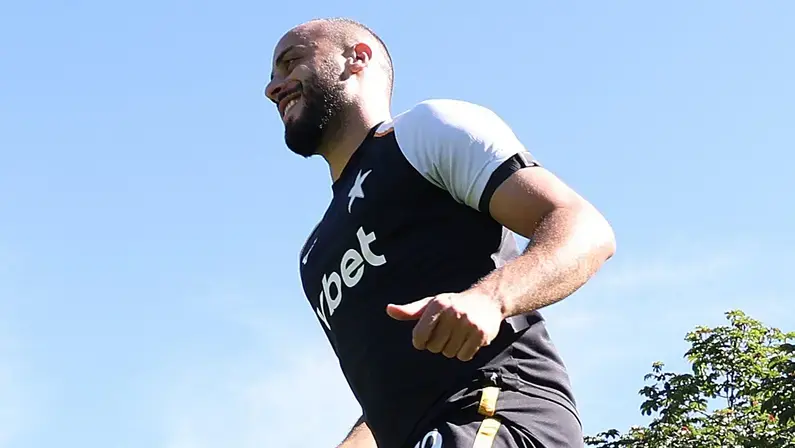 Botafogo recusa proposta de US$ 9 milhões do Tigres e fecha porta para saída de Arthur Cabral