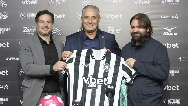 Tite é apresentado e explica motivos de acerto com Botafogo: 'Ambição do crescimento, projeto a médio e longo prazo e acolhimento'
