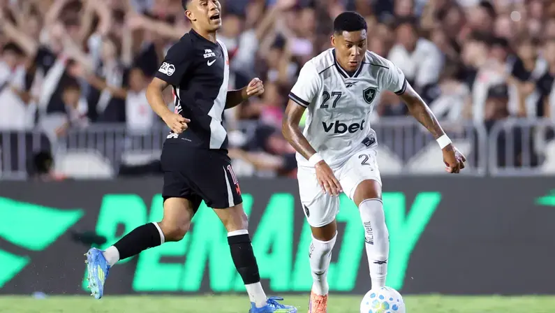 Júnior elogia entrada de Caio Roque no Botafogo: ‘É um jogador que tem iniciativa, foi uma surpresa’