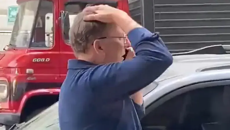 Justiça nega bloqueio de ações da SAF solicitado por John Textor