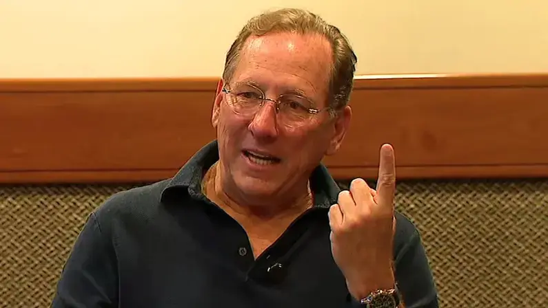 John Textor retruca presidente do Botafogo: 'Não importa o quanto você fale, a verdade não muda. Você bloqueou a entrada de US$ 60 milhões'