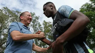 Comentarista ironiza Flamengo: 'Plano A era Almada, plano B Luiz Henrique, plano C é contratar John Textor. Que vontade de ser Botafogo' Comentarista ironiza Flamengo: 'Plano A era Almada, plano B Luiz Henrique, plano C é contratar John Textor. Que vontade de ser Botafogo'