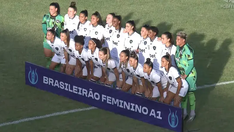 Botafogo sofre gol no fim e perde para o Mixto no Brasileiro Feminino