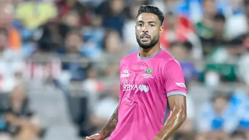 Botafogo topa pagar R$ 15 milhões e encaminha contratação de Nathan Silva, que deve assinar até 2029