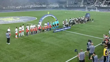 Botafogo busca técnico com 'chave do vestiário' para liderar elenco Botafogo busca técnico com 'chave do vestiário' para liderar elenco
