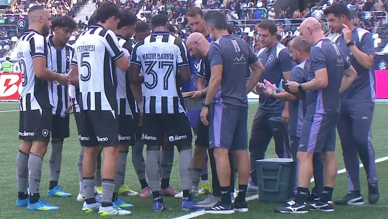 ATUAÇÕES FN: Franclim, Bastos e Arthur Cabral são os piores do Botafogo em derrota para o Remo