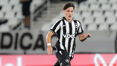 Botafogo deve ter Ferraresi e Montoro titulares contra o Palmeiras, e há dúvidas no ataque; veja provável escalação Botafogo deve ter Ferraresi e Montoro titulares contra o Palmeiras, e há dúvidas no ataque; veja provável escalação