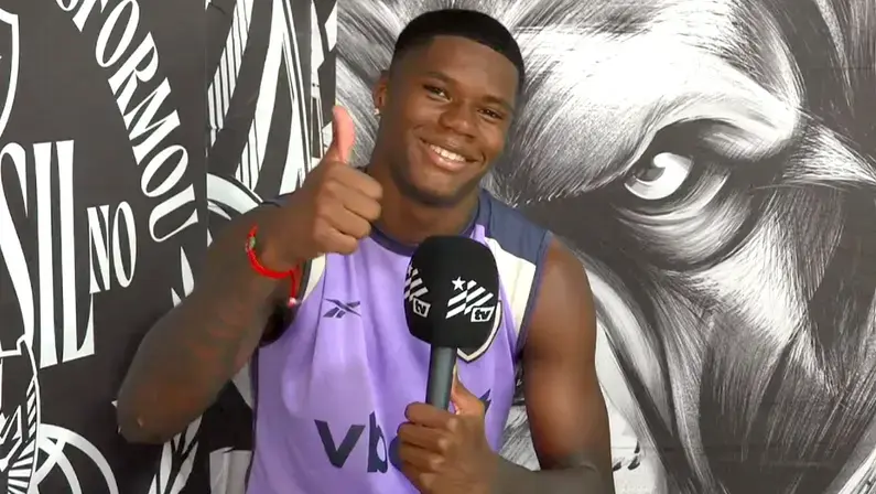 Kadir celebra oportunidades com Franclim e vive expectativa por Botafogo x Remo: ‘É muito lindo jogar no Nilton Santos com a casa cheia’