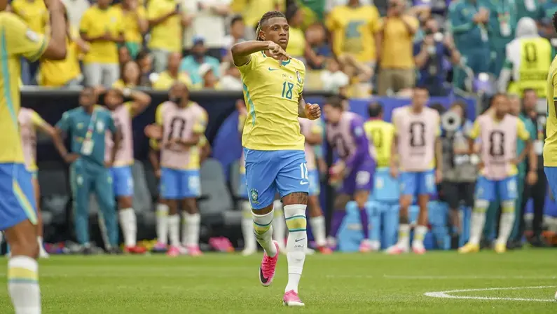 Chance a Danilo, do Botafogo? Lucas Paquetá tem lesão grau 2 na coxa e deve perder restante da Copa do Mundo