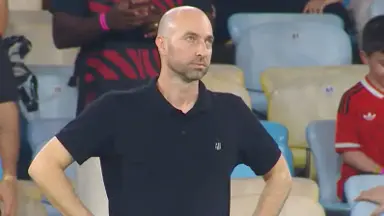 Botafogo planejava manter Bellão até o fim do ano, mas muda de planos com proximidade do Z-4 Botafogo planejava manter Bellão até o fim do ano, mas muda de planos com proximidade do Z-4