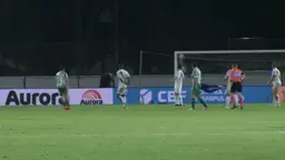 Puskás? Cria do Botafogo, Raí faz golaço em vitória do Juventude na Série B