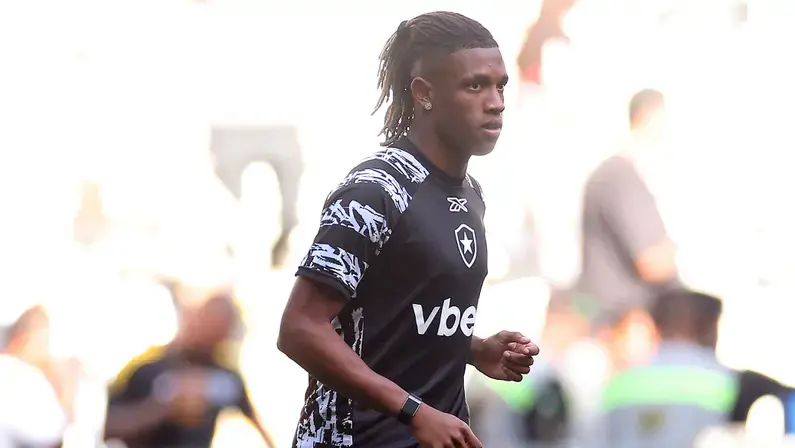 Botafogo terá mudanças contra a Chapecoense, e Danilo deve ser poupado; veja provável escalação