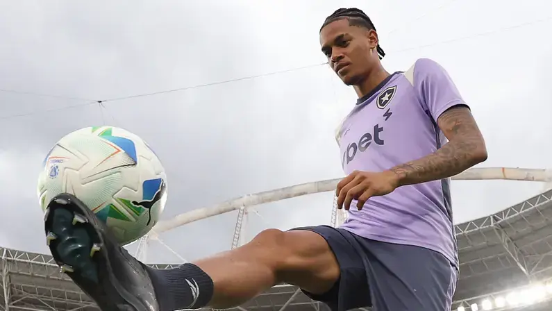 Compra de Newton pelo Santos abaterá dívida do Botafogo com John e Jair