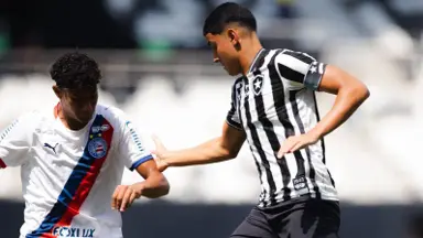 Botafogo Sub-17 sofre goleada do Bahia e se distancia do G-8 no Brasileirão Botafogo Sub-17 sofre goleada do Bahia e se distancia do G-8 no Brasileirão