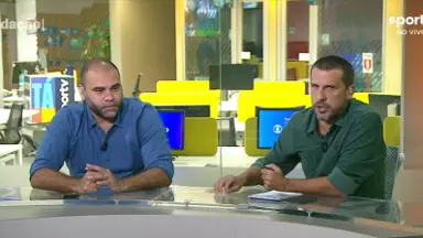 Comentarista acha escalação do Botafogo 'bem confusa' contra o Atlético-MG e aponta 'interrogações' para a temporada Comentarista acha escalação do Botafogo 'bem confusa' contra o Atlético-MG e aponta 'interrogações' para a temporada