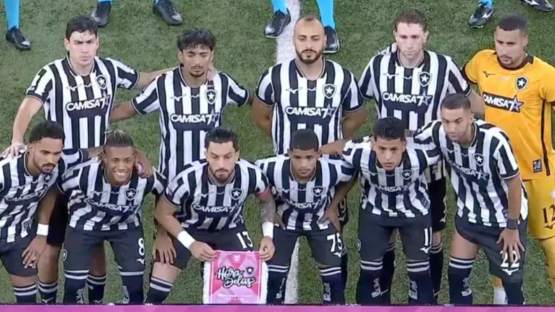 Comentaristas analisam dificuldades do Botafogo e falta de time definido