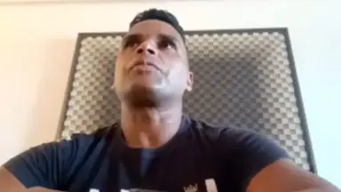 Almir revela mágoa por não ter retornado e explica ida para o Flamengo: 'Dirigentes do Botafogo desistiram' Almir revela mágoa por não ter retornado e explica ida para o Flamengo: 'Dirigentes do Botafogo desistiram'