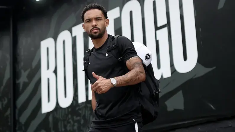 Vitinho, do Botafogo, 'tinha esperança de ser convocado' para a Copa do Mundo, afirma repórter