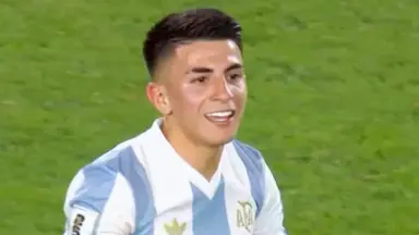 Botafogo deve US$ 10 milhões por adiantamento de direitos de Thiago Almada Botafogo deve US$ 10 milhões por adiantamento de direitos de Thiago Almada