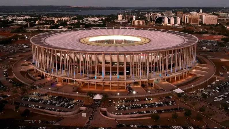 Botafogo x Internacional: onde assistir, escalações e arbitragem