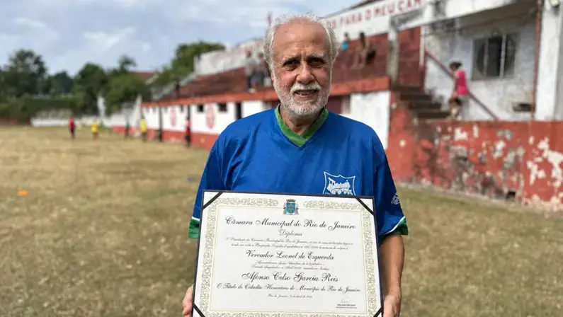 Afonsinho, ídolo do Botafogo, recebe título de cidadão honorário do Rio de Janeiro