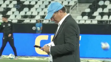 Disputa pelo controle da SAF do Botafogo se intensifica: entenda cenário e discussões em andamento Disputa pelo controle da SAF do Botafogo se intensifica: entenda cenário e discussões em andamento
