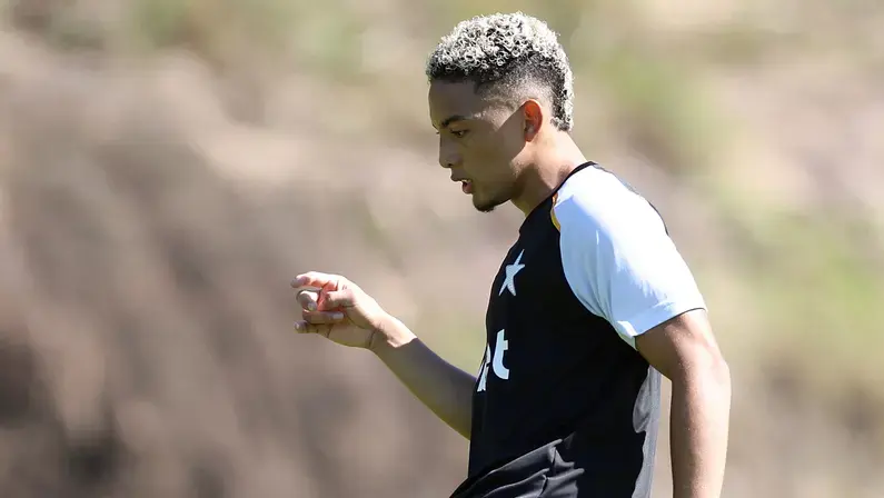 Botafogo vê transfer ban por Jordan Barrera como normal e busca solução via RJ