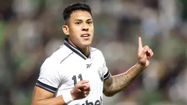 Matheus Martins faz dois em goleada do Botafogo em Chapecó e celebra atuação: ‘Cada vez com mais confiança’ Matheus Martins faz dois em goleada do Botafogo em Chapecó e celebra atuação: ‘Cada vez com mais confiança’