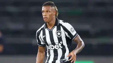 Danilo, do Botafogo, segue na liderança pelo prêmio Bola de Ouro do Campeonato Brasileiro Danilo, do Botafogo, segue na liderança pelo prêmio Bola de Ouro do Campeonato Brasileiro