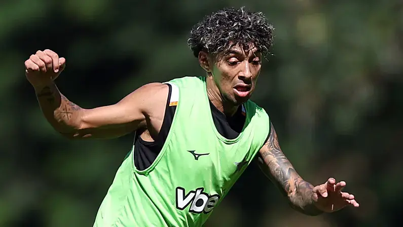Botafogo se protege por Cristian Medina, coloca multa alta para esta janela e tem opção de compra de 50% dos direitos