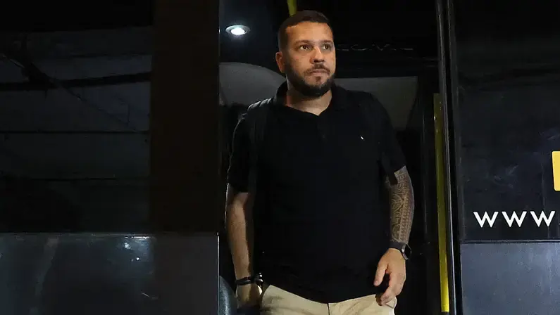 Logística, gramado sintético e apoio da torcida: diretor do Botafogo projeta confronto com Chapecoense na Copa do Brasil