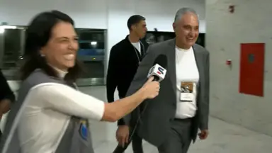 Novo técnico do Botafogo, Tite chega ao Nilton Santos para assistir à partida contra o Grêmio Novo técnico do Botafogo, Tite chega ao Nilton Santos para assistir à partida contra o Grêmio