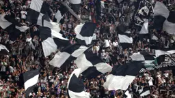 Torcida do Botafogo esgota mais de 20 mil ingressos para jogo contra Chapecoense