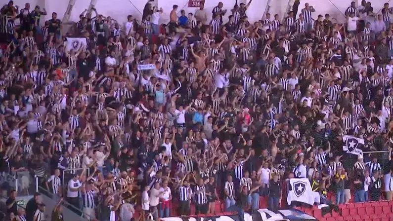 Botafogo: ingressos para torcida alvinegra contra o Internacional já estão à venda