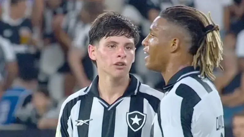 Rodrigo Bellão explica posições de Danilo e Álvaro Montoro no Botafogo e como quer que eles joguem