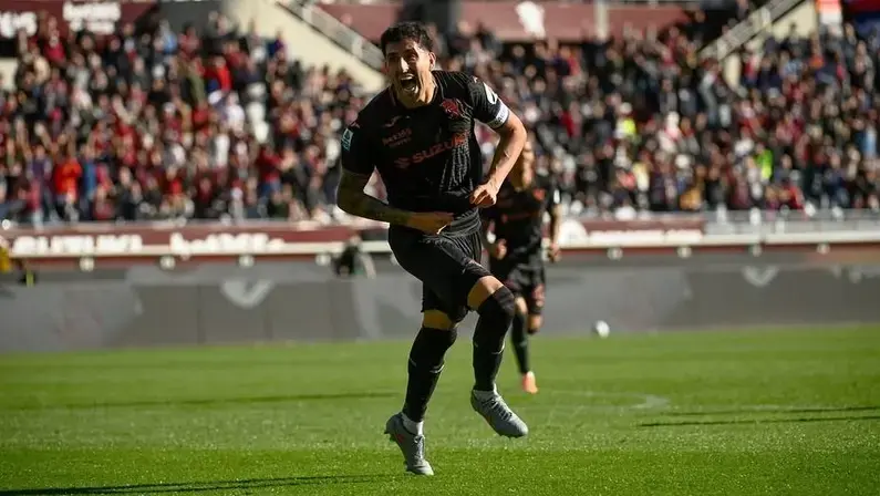 Botafogo sondou Maripán, mas não avançou por alto custo e estilo de jogo; clube busca zagueiro mais rápido