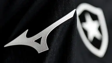 Botafogo pretende lançar nova camisa com Mizuno em janeiro, no início da temporada 2027, diz canal Botafogo pretende lançar nova camisa com Mizuno em janeiro, no início da temporada 2027, diz canal