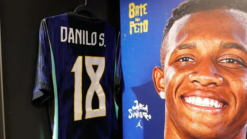 Danilo, do Botafogo, vira 'Danilo Santos' na Seleção Brasileira e começa no banco em amistoso com a França