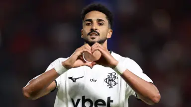 Presidente do Cádiz confirma que Chris Ramos atingiu objetivos e fica no Botafogo, mas faz ressalva: ‘Vamos ver se nos pagam’ Presidente do Cádiz confirma que Chris Ramos atingiu objetivos e fica no Botafogo, mas faz ressalva: ‘Vamos ver se nos pagam’