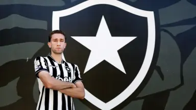 Botafogo apresenta Arthur Chaves nesta terça-feira no Nilton Santos Botafogo apresenta Arthur Chaves nesta terça-feira no Nilton Santos