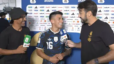 Thiago Almada manda abraço à torcida do Botafogo após Jordânia 1x3 Argentina e diz: 'Quem sabe eu possa voltar ao clube' Thiago Almada manda abraço à torcida do Botafogo após Jordânia 1x3 Argentina e diz: 'Quem sabe eu possa voltar ao clube'