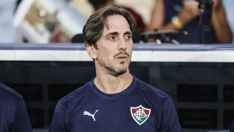 Botafogo traça quatro requisitos para encontrar novo treinador; Luis Zubeldía é descartado